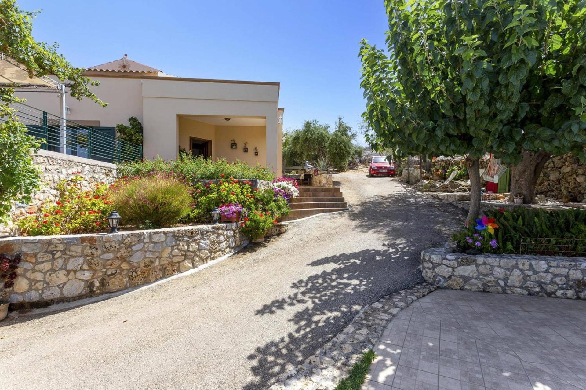 Villa Chloe By Villa Plus Arménoi Esterno foto